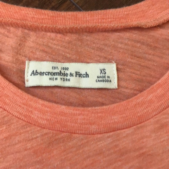 Abercrombie & Fitch Tee ($5 or less w/ bundle) - Picture 2 of 3